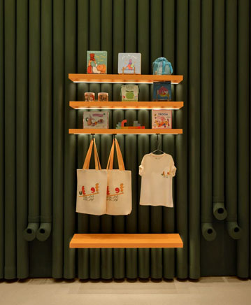 TITTER TOTTER @REEM MALL, ABU DHABI